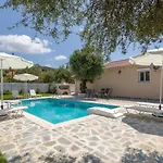 Michaelo Villa - Affordable Luxury!